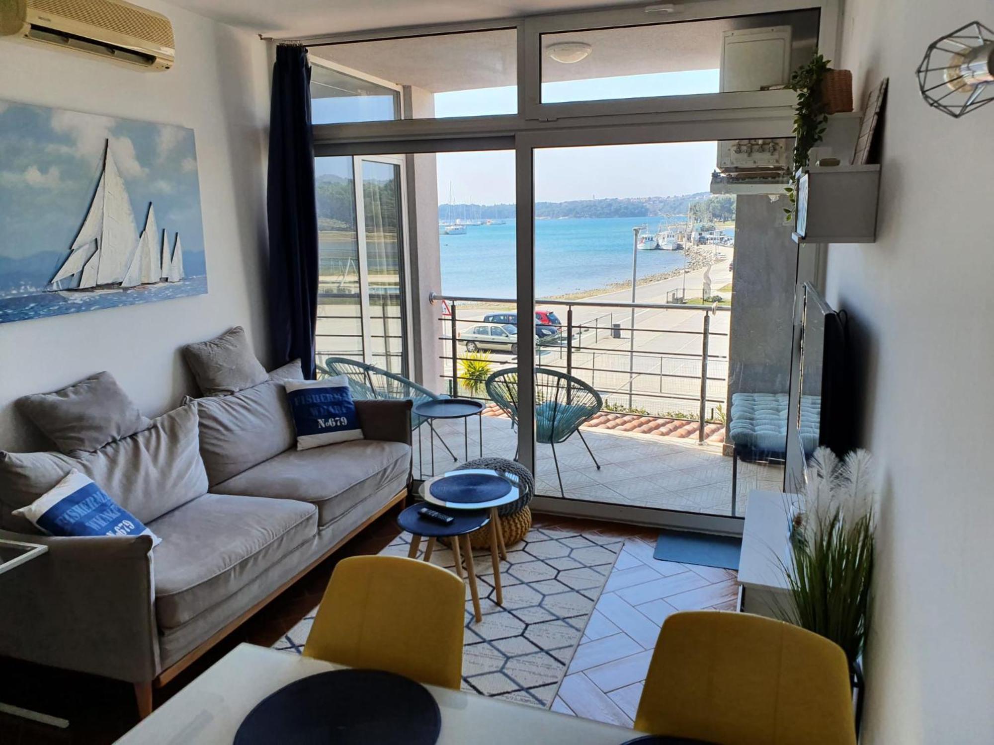 Lovely 3-badroom With Panoramic View Apartment